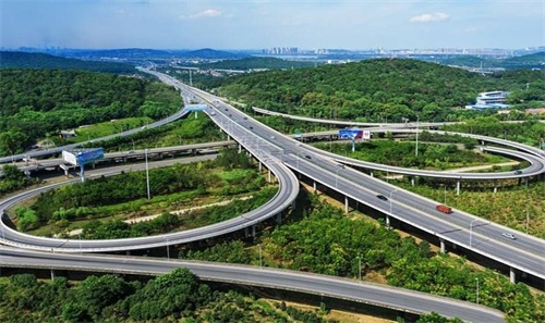 广陵钢筋套筒应用于高速公路
